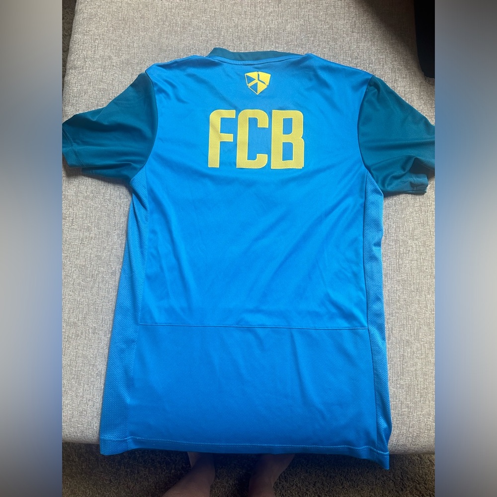 Nike FC Barcelona Football Soccer Authentic Training Jersey Dri-Fit small aqua - Picture 2 of 6